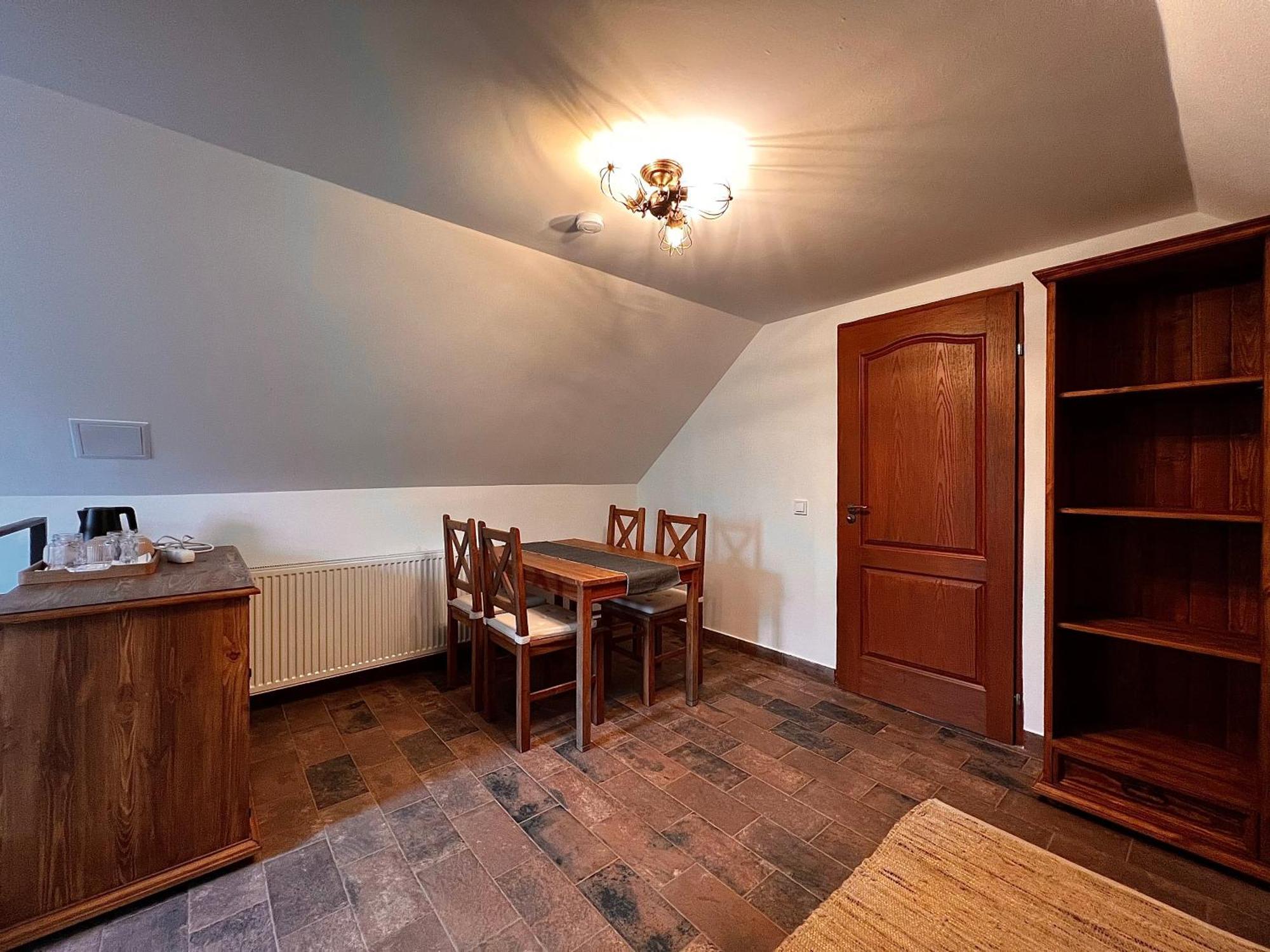 Pilisi Lovas Major, Dorog Bed & Breakfast Exterior foto